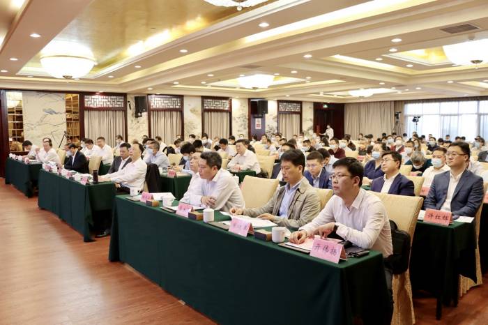 茄子精产国产品入口