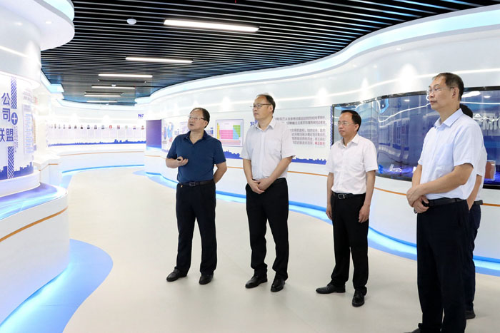 茄子精产国产品入口